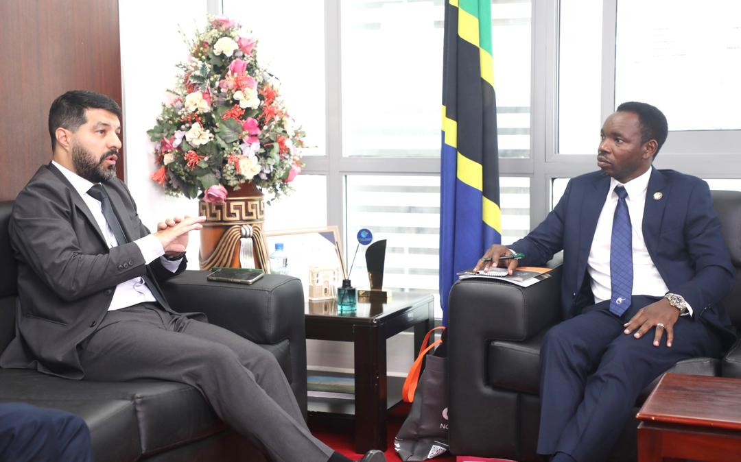 KATAMBI AKUTANA NA UONGOZI WA KAMPUNI YA CONDOR KUTOKA BRAZIL